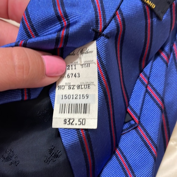 Red and blue stripes tie - Picture 2 of 2